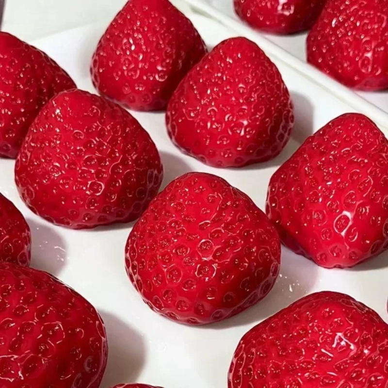 Strawberry Squeeze Toy Fidget  - Party Games For Adults ulasan dan harga
